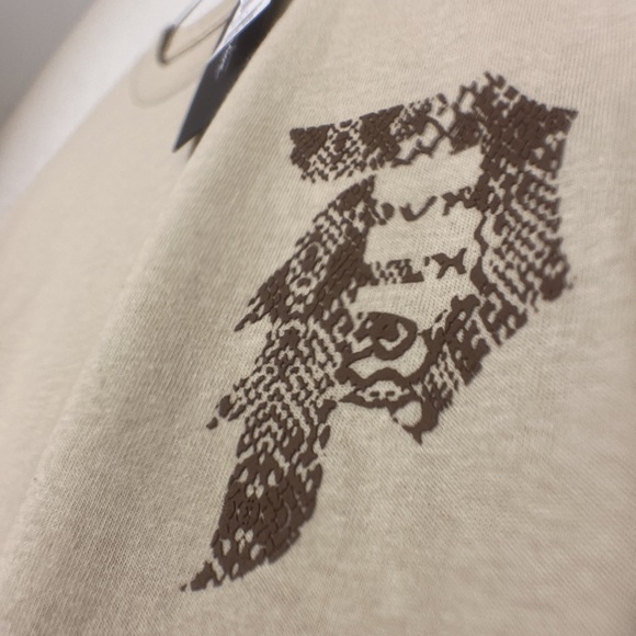 Large long sleeve sand color primitive dirty P Scal t shirt. - Picture 3 of 6